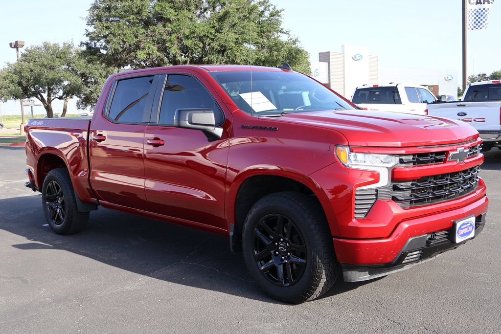 Used 2025 Chevrolet Silverado 1500 RST w/ LPO, Dark Essentials Package AWD/4WD image 16