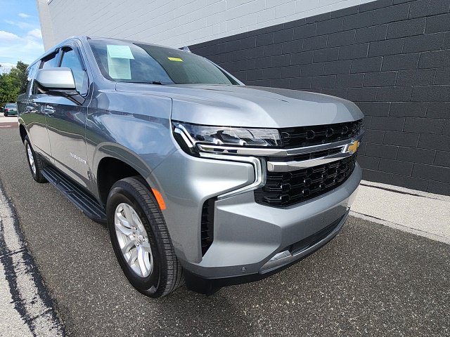 Used 2024 Chevrolet Suburban LS w/ Driver Alert Package AWD/4WD image 8