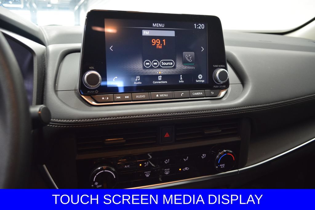 Used 2024 Nissan Rogue S AWD/4WD image 12