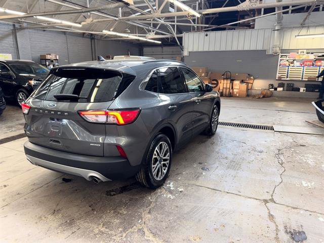 Certified 2022 Ford Escape SEL image 5