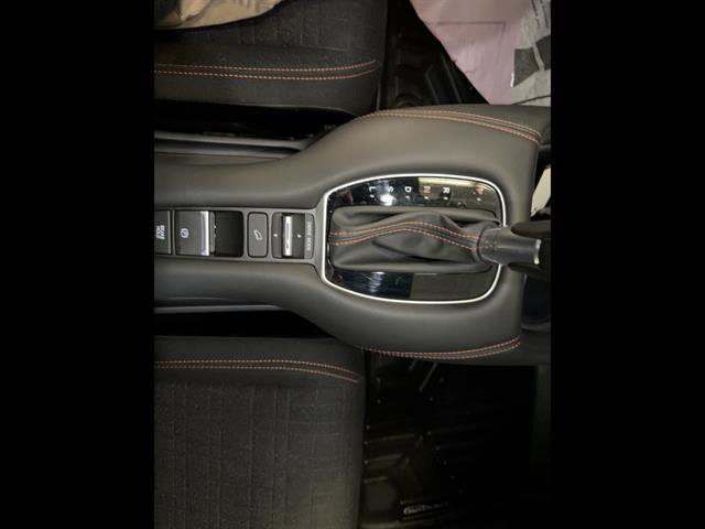 Used 2023 Honda HR-V Sport image 11