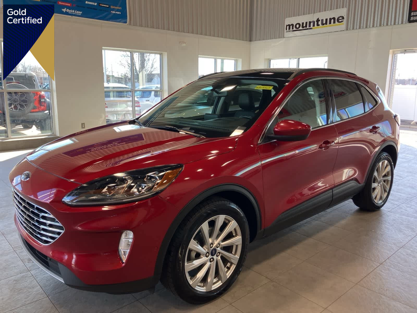 Certified 2021 Ford Escape Titanium w/ Titanium Elite Package image 1