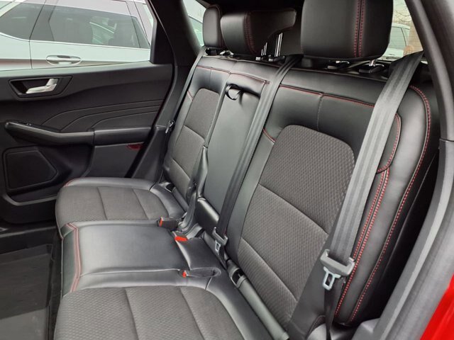 Certified 2024 Ford Escape ST-Line w/ Tech Pack #1 AWD/4WD image 9