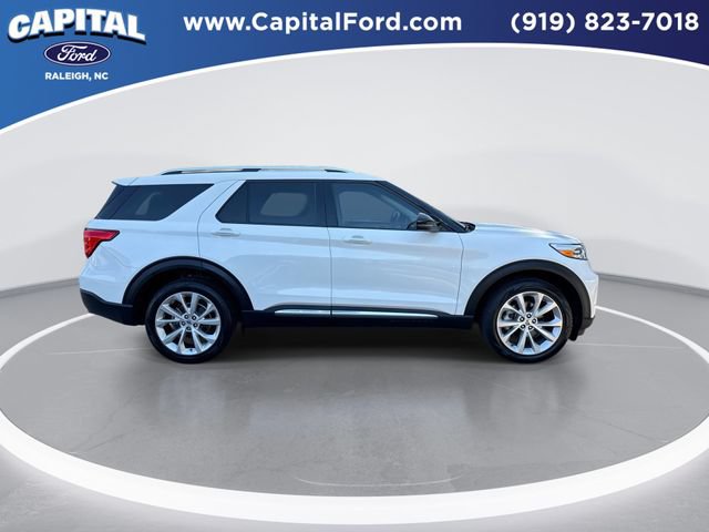 Certified 2024 Ford Explorer Platinum w/ Technology Package AWD/4WD image 9