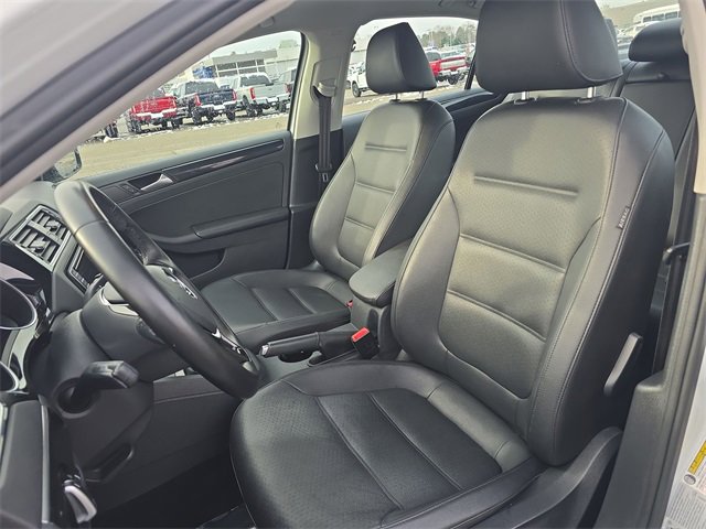 Used 2017 Volkswagen Jetta SEL image 11