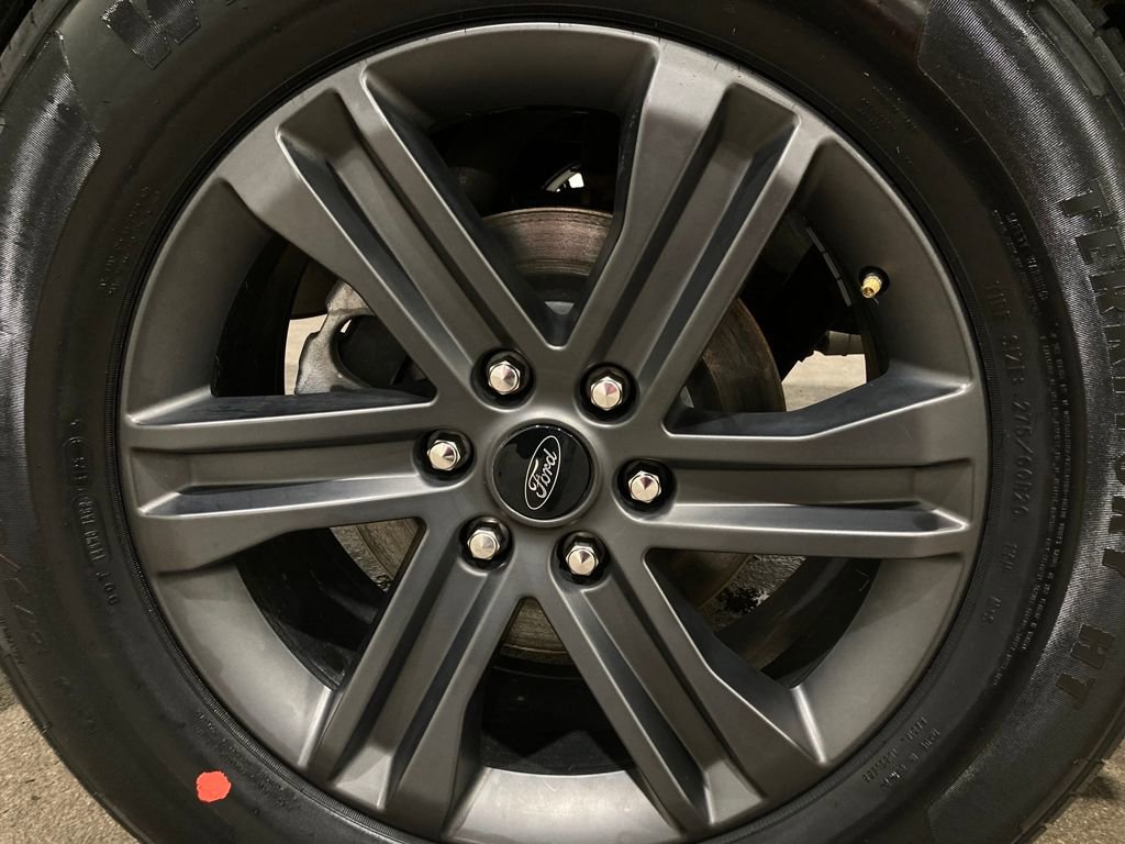 Certified 2023 Ford F150 XLT w/ Equipment Group 302A High image 33