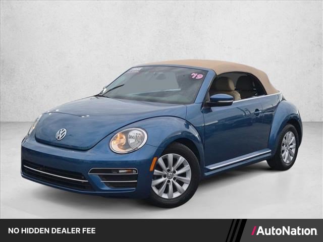 Used 2019 Volkswagen Beetle 2.0T S FWD image 1