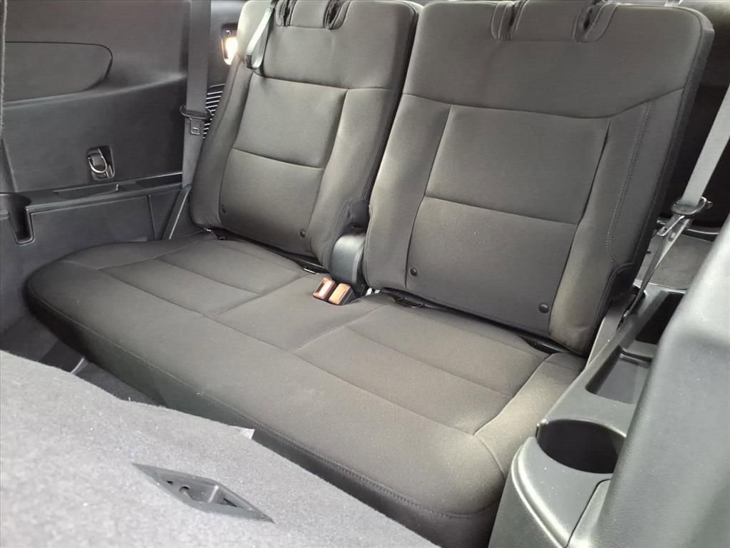 Certified 2022 Ford Explorer XLT w/ Class IV Trailer Tow Package image 11