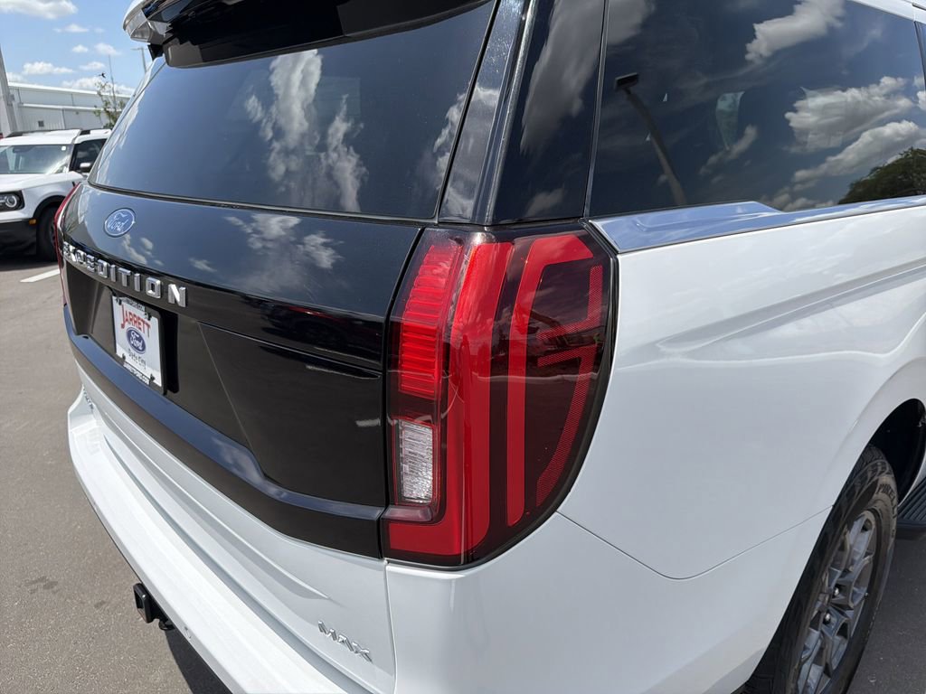Certified 2025 Ford Expedition Max Active RWD image 9