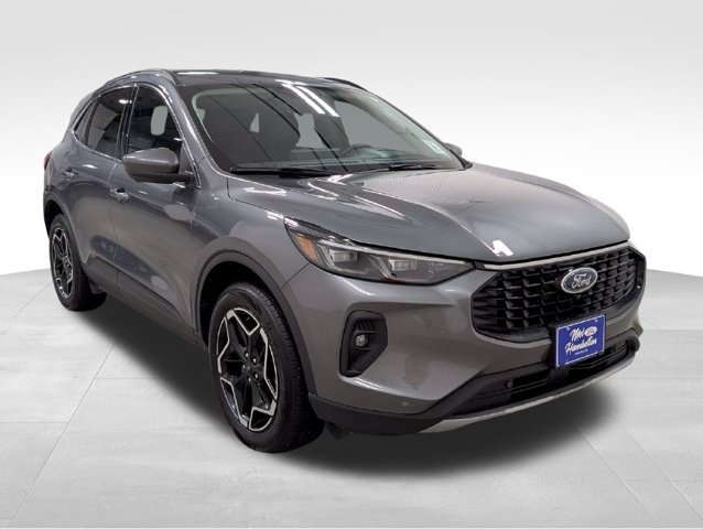 Certified 2026 Ford Escape Platinum w/ Premium Technology Package AWD/4WD image 19