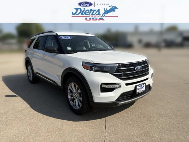 Certified 2024 Ford Explorer XLT w/ Equipment Group 202A AWD/4WD image 8
