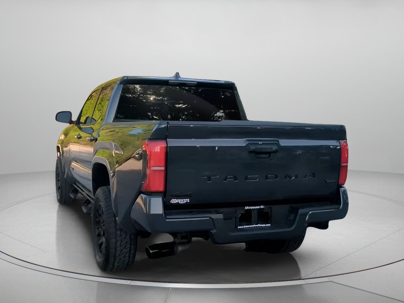 Used 2025 Toyota Tacoma SR5 AWD/4WD image 22