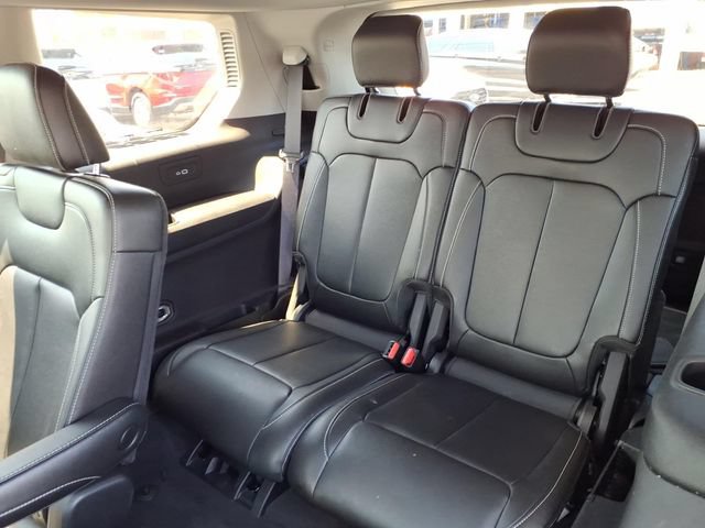 Used 2024 Jeep Grand Cherokee L Limited AWD/4WD image 12