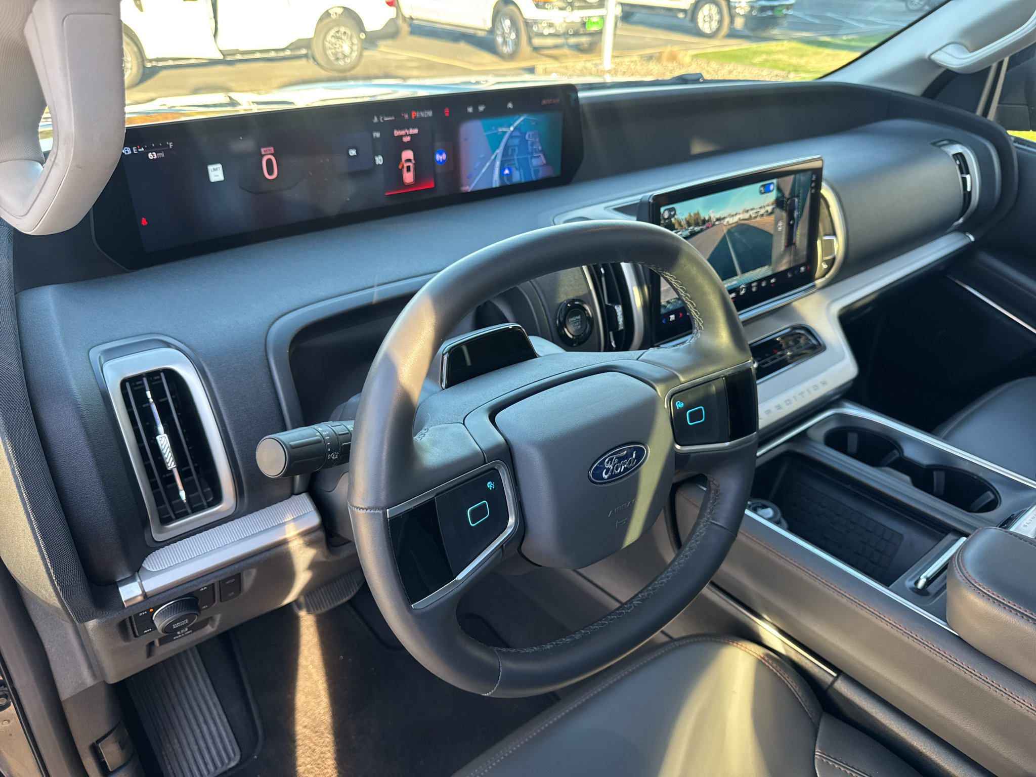 Certified 2025 Ford Expedition Active AWD/4WD image 24