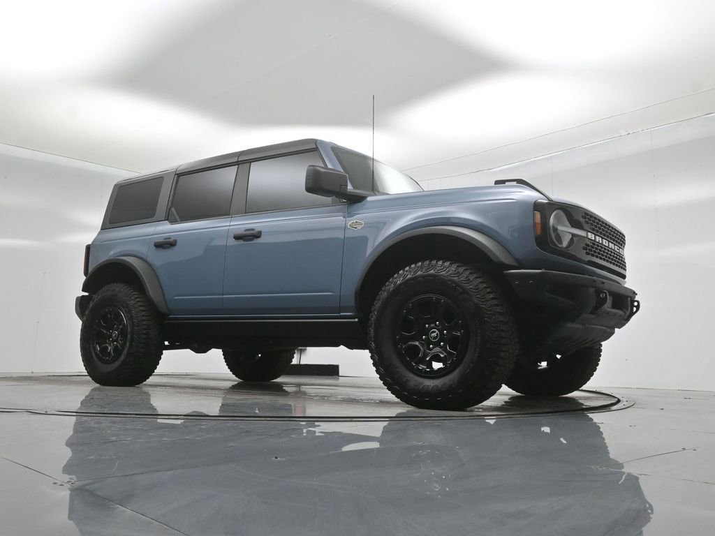 Certified 2024 Ford Bronco Wildtrak AWD/4WD image 3