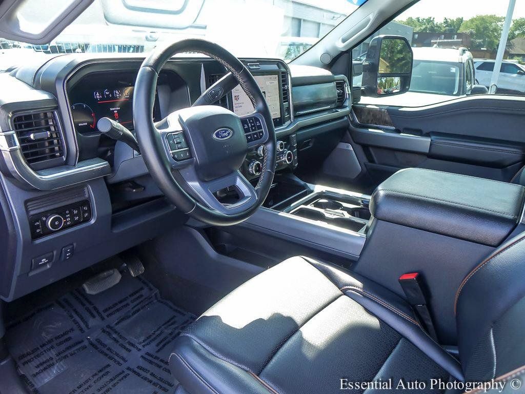 Certified 2025 Ford F450 Lariat AWD/4WD image 12