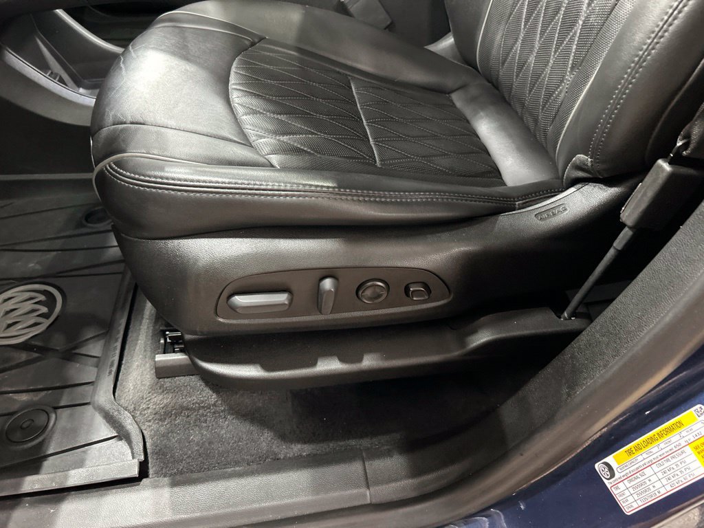 Used 2022 Buick Enclave Avenir w/ Trailering Package, 5000 lbs. AWD/4WD image 13
