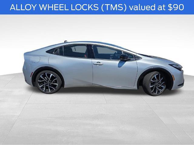 Used 2025 Toyota Prius Plug-In Hybrid w/ Limited Premium Package FWD image 6