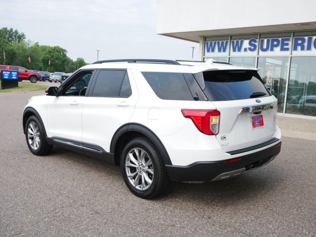 Certified 2023 Ford Explorer XLT w/ Equipment Group 202A AWD/4WD image 7