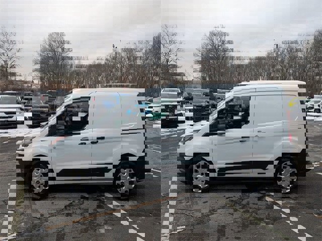 Certified 2023 Ford Transit Connect XL image 2