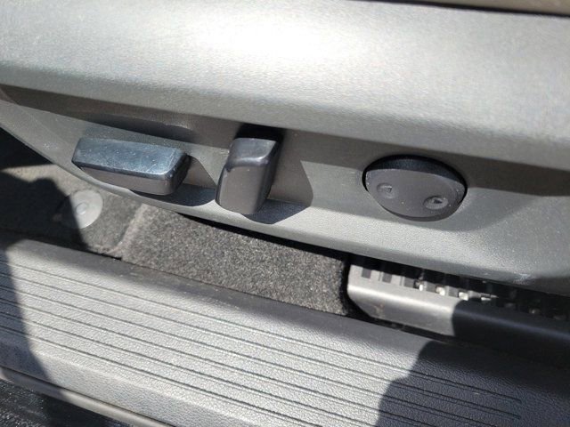 Used 2023 Nissan Rogue SV FWD image 22