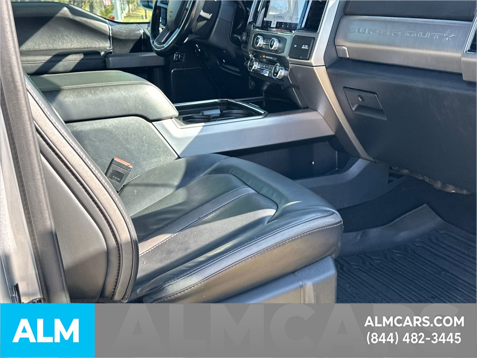 Certified 2022 Ford F450 Platinum w/ FX4 Off-Road Package image 33