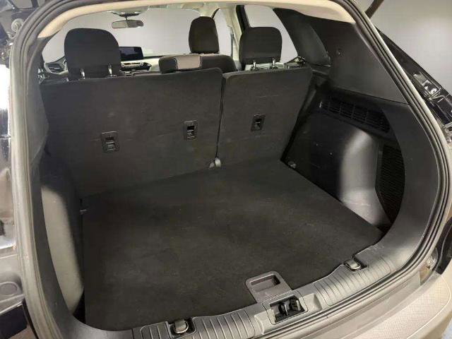 Certified 2022 Ford Escape SE w/ SE Sport Appearance Package image 23