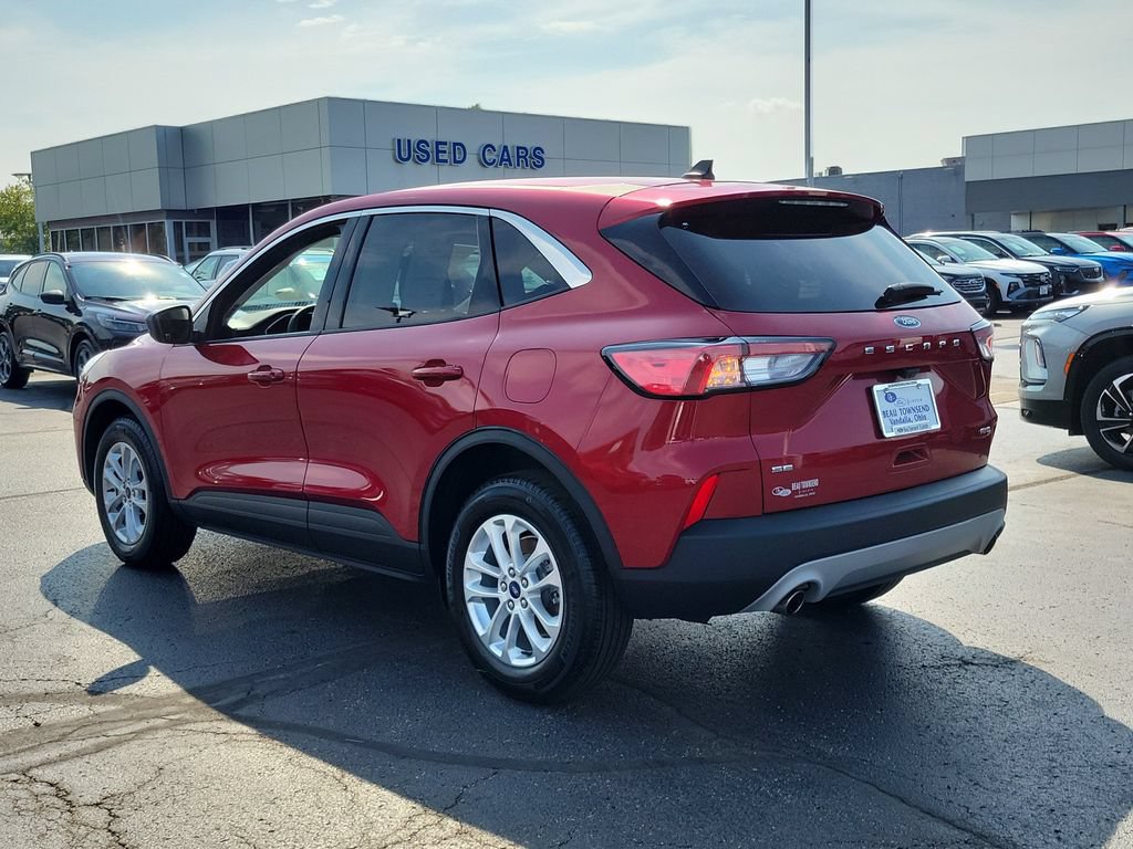 Certified 2022 Ford Escape SE w/ Cold Weather Package AWD/4WD image 6