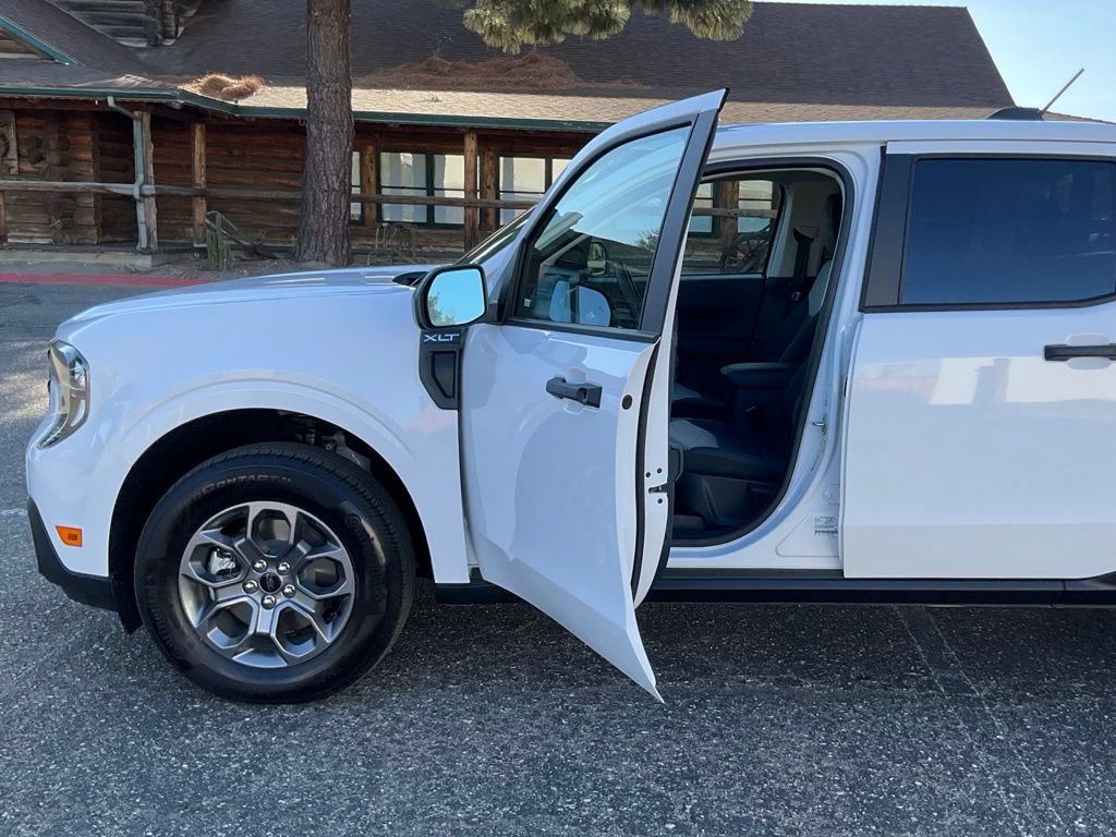 Certified 2026 Ford Maverick XLT w/ Equipment Group 301A AWD/4WD image 39