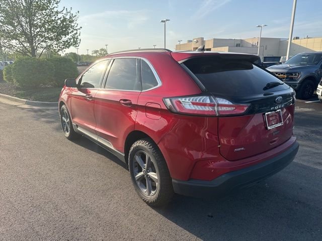 Certified 2022 Ford Edge SEL w/ Sport Appearance Package AWD/4WD image 4