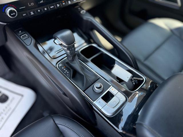 Used 2025 Kia Telluride S FWD image 13