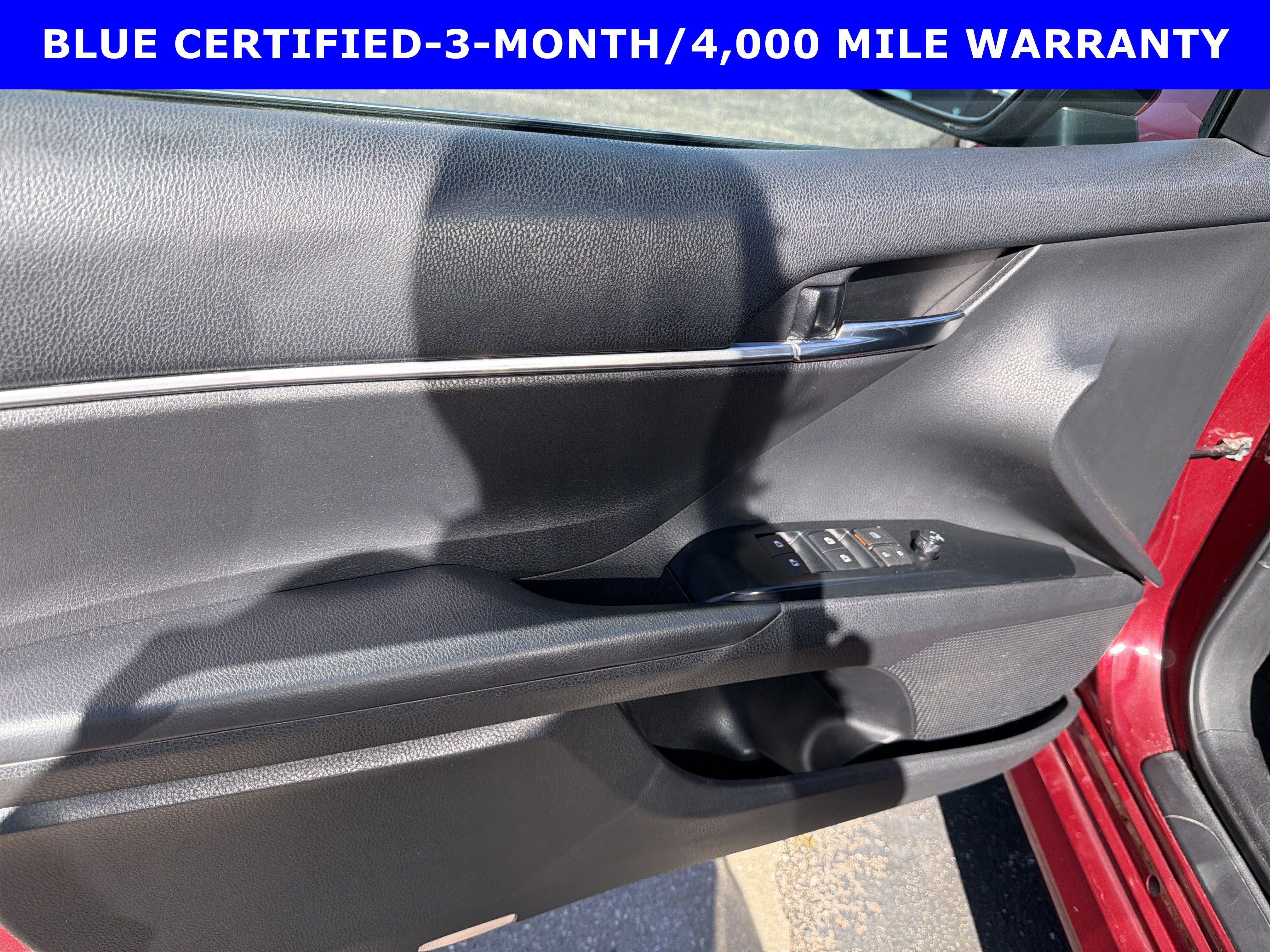 Used 2019 Toyota Camry LE image 9