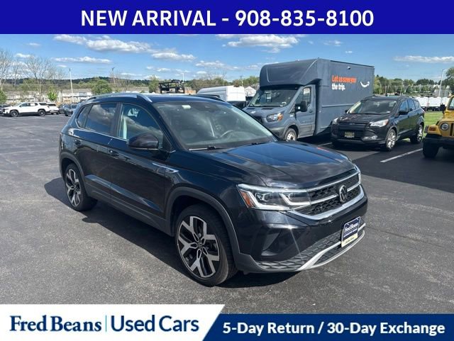 Used 2022 Volkswagen Taos SEL AWD/4WD image 1