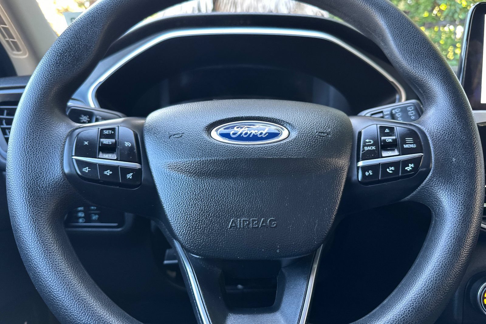 Certified 2020 Ford Escape SE AWD/4WD image 35