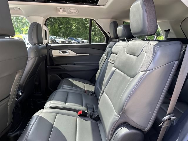 Certified 2025 Ford Explorer Active w/ Active Comfort Package AWD/4WD image 22