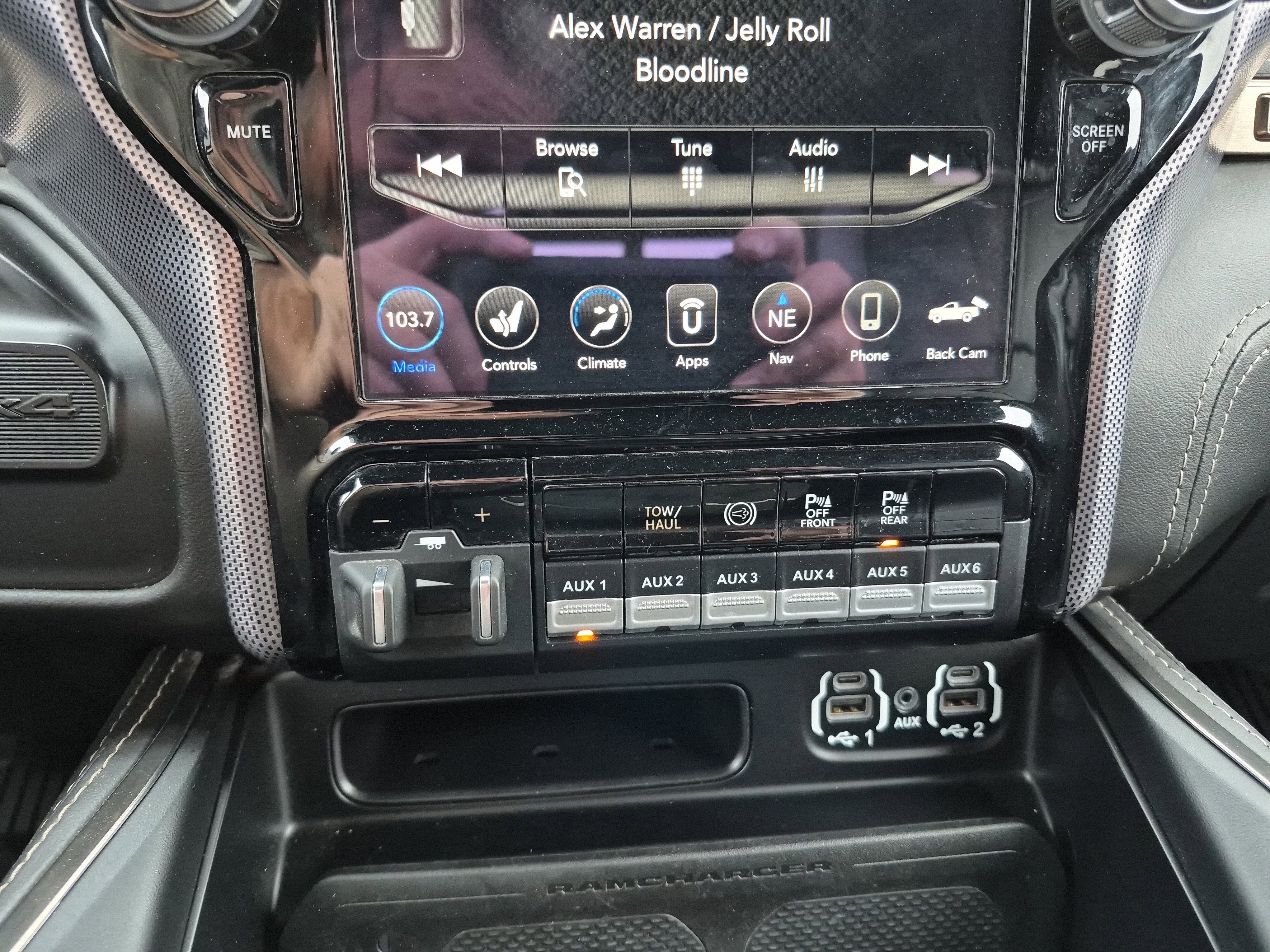 Used 2021 RAM 3500 Limited image 39