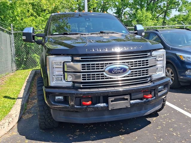 Certified 2017 Ford F250 Platinum w/ Platinum Ultimate Package AWD/4WD image 2