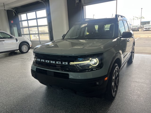 Certified 2024 Ford Bronco Sport Outer Banks w/ Tech Package AWD/4WD image 2