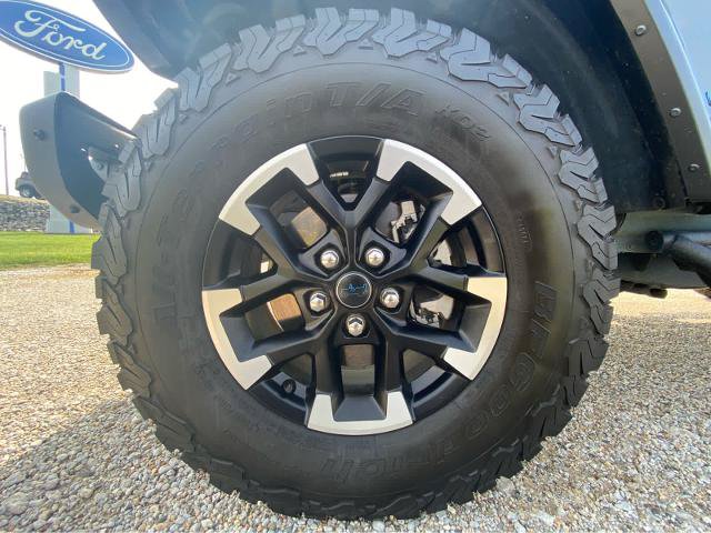 Used 2024 Jeep Wrangler Unlimited Rubicon 4xe AWD/4WD image 17