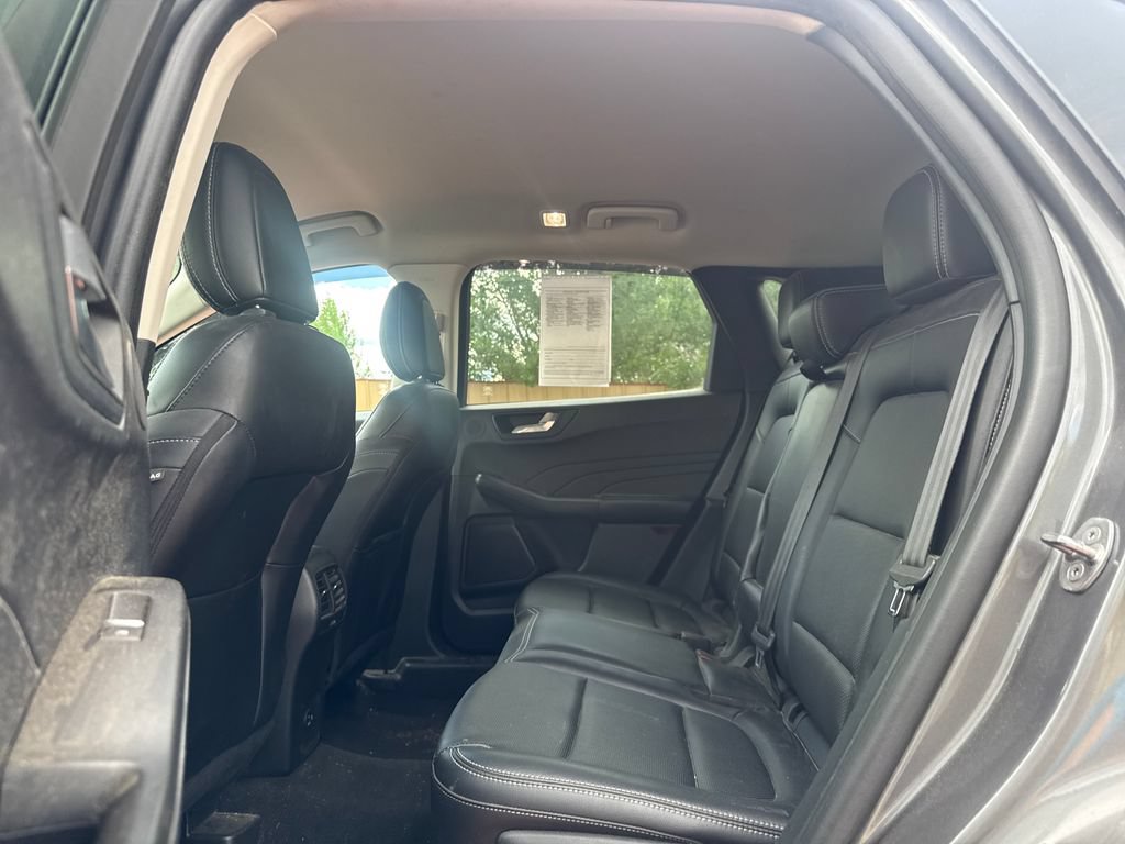 Certified 2021 Ford Escape Titanium AWD/4WD image 21