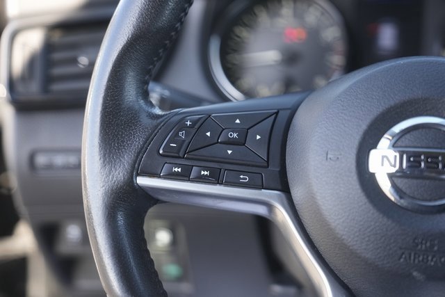 Used 2019 Nissan Rogue SV image 22