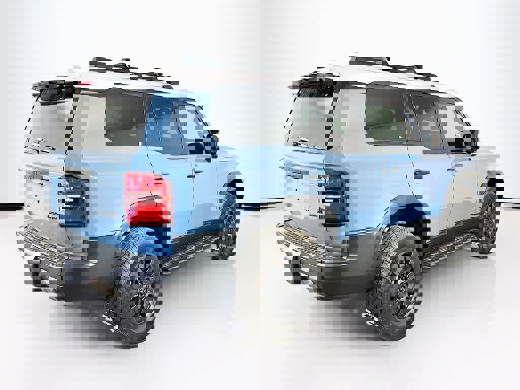 Used 2025 Toyota Land Cruiser w/ Premium Package image 5