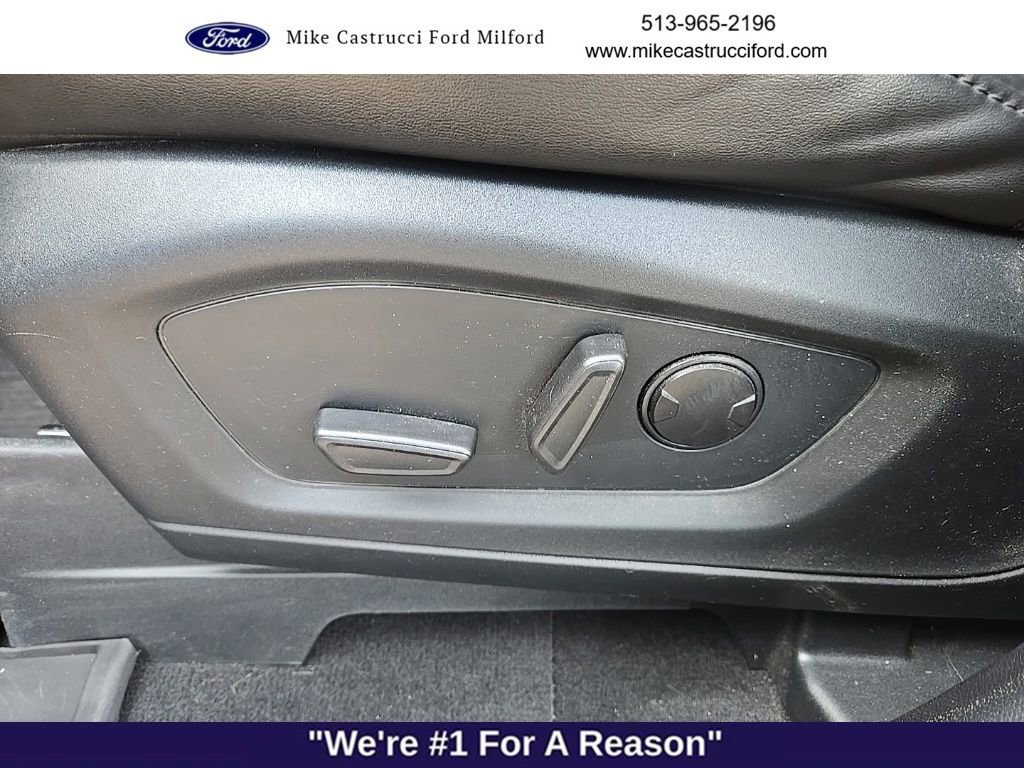 Certified 2022 Ford Explorer Platinum w/ Equipment Group 601A image 11