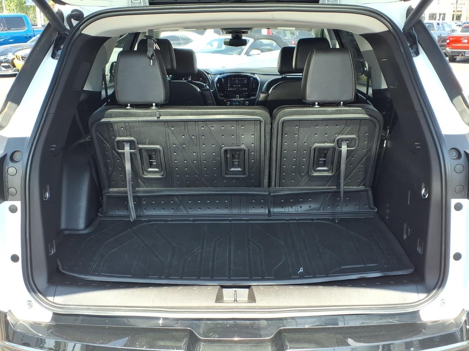Used 2020 Chevrolet Traverse Premier w/ Redline Edition FWD image 18