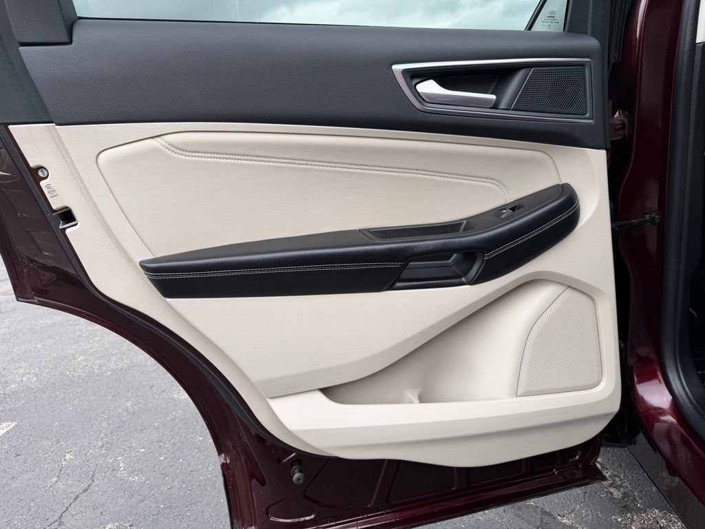 Certified 2024 Ford Edge Titanium w/ Equipment Group 301A AWD/4WD image 24