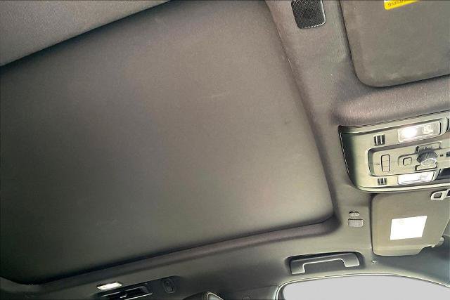 Used 2023 Chevrolet Suburban High Country RWD image 41