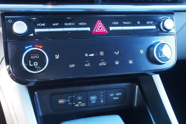 Used 2025 Hyundai Tucson SEL AWD/4WD image 28