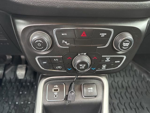 Used 2018 Jeep Compass Sport w/ Tech Group image 27