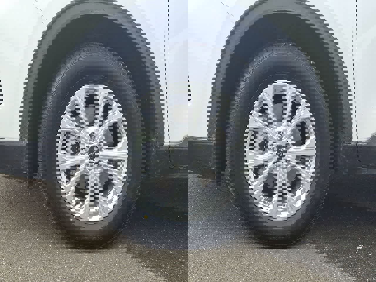 Certified 2025 Ford Escape Active image 29