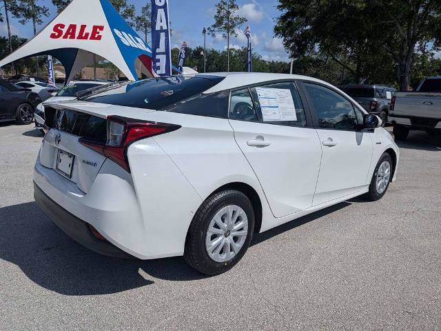 Used 2019 Toyota Prius FWD image 3